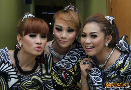 Foto Trio Macan