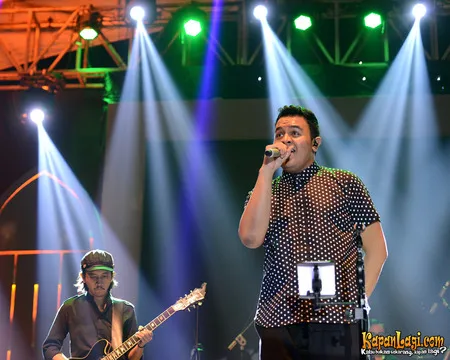 Foto Tulus