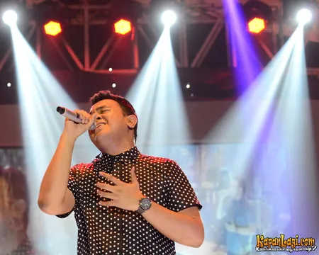 Foto Tulus