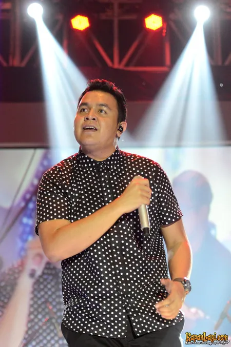Foto Tulus