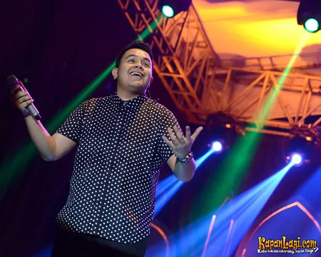 Foto Tulus