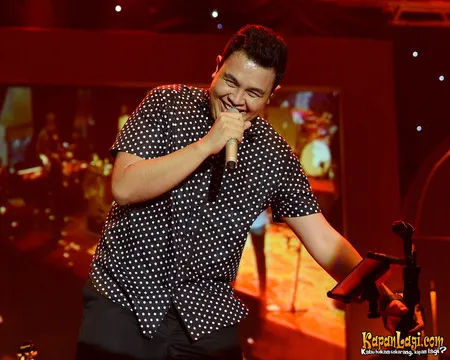 Foto Tulus