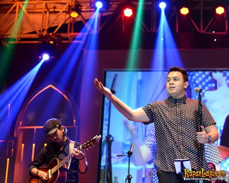 Foto Tulus