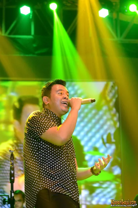 Foto Tulus