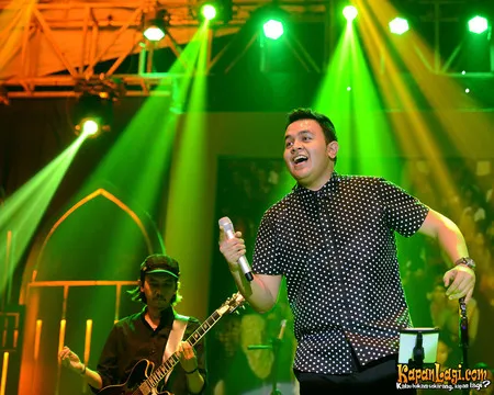 Foto Tulus