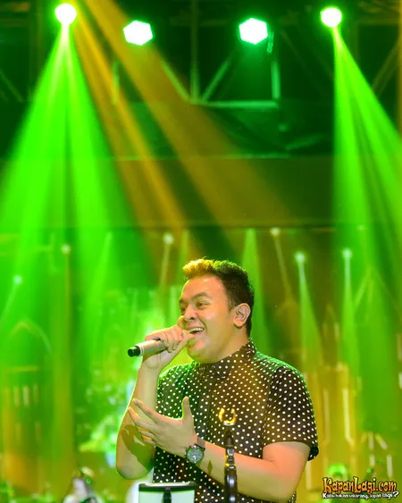 Foto Tulus