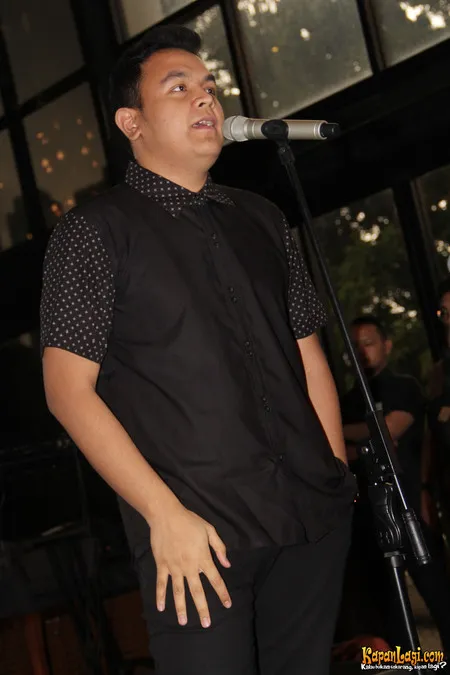 Foto Tulus
