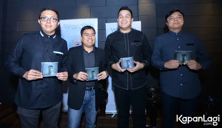 Foto Tulus