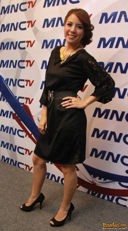 Foto Tya Ariestya