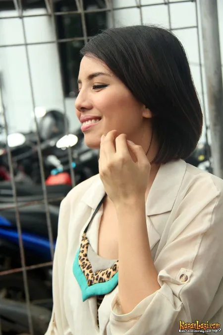 Foto Tya Ariestya