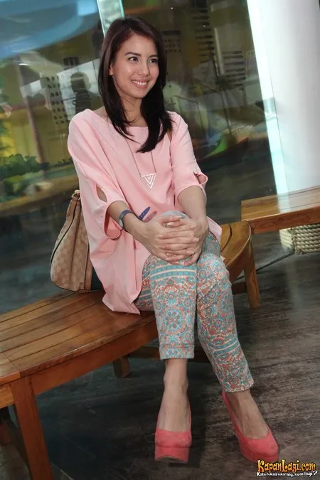 Foto Tya Ariestya