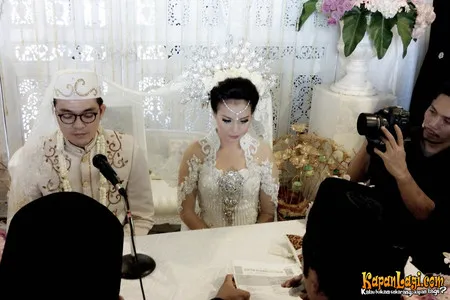 Foto Tya Ariestya