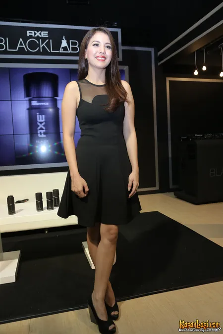 Foto Tya Ariestya
