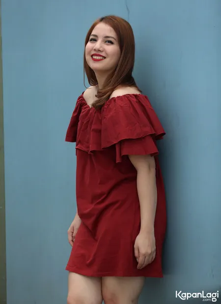 Foto Tya Ariestya