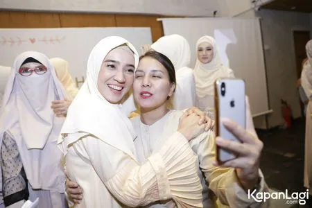 Foto Tya Ariestya
