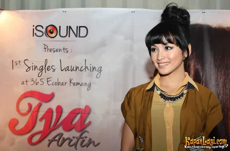 Foto Tya Arifin
