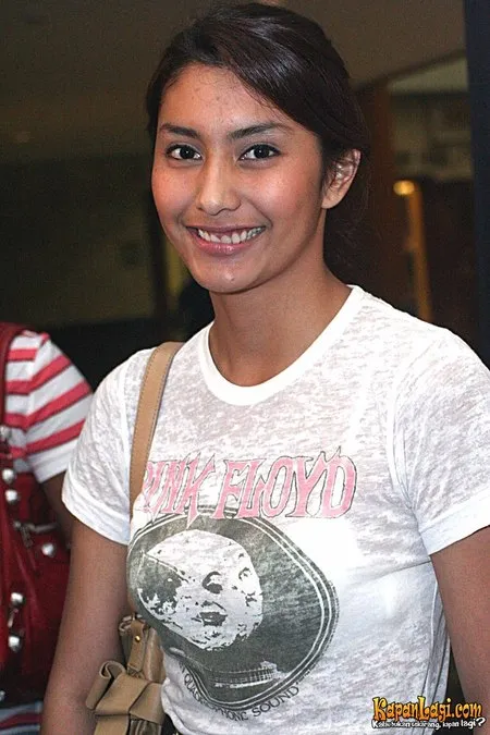 Foto Tyas Mirasih