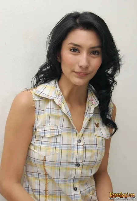 Foto Tyas Mirasih