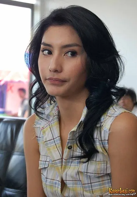 Foto Tyas Mirasih