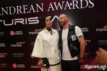 Foto Tyson James Lynch