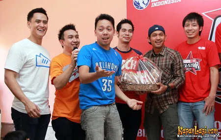 Foto Udjo Project Pop