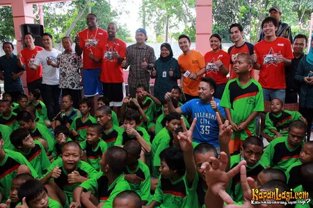 Foto Udjo Project Pop