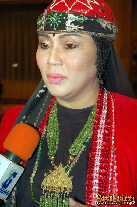 Foto Ully Sigar Rusady