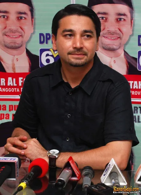 Foto Umar Lubis