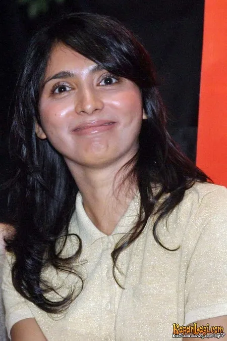 Foto Unique Priscilla