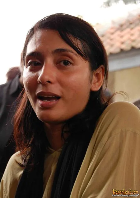 Foto Unique Priscilla