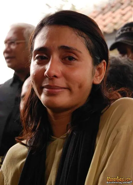 Foto Unique Priscilla