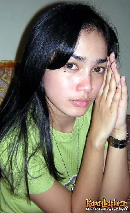 Foto Ussy Sulistiawaty