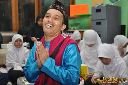 Foto Ustadz Maulana