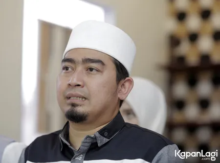 Foto Ustadz Solmed