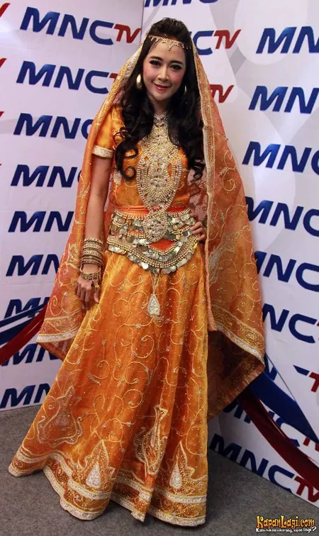 Foto Uut Permatasari