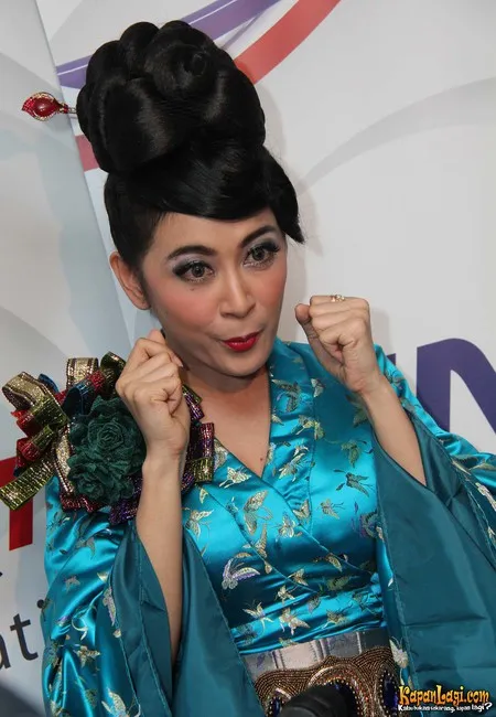 Foto Uut Permatasari