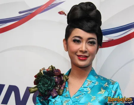 Foto Uut Permatasari