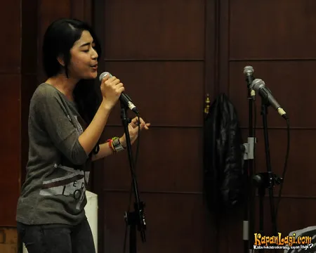 Foto Uut Permatasari