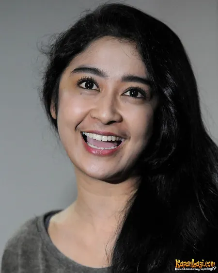 Foto Uut Permatasari