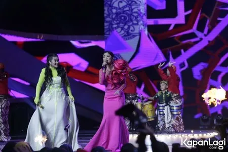 Foto Uut Permatasari