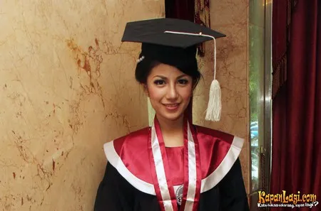 Foto Vanya Pranashinta