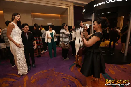 Foto Vebbina Kaunang