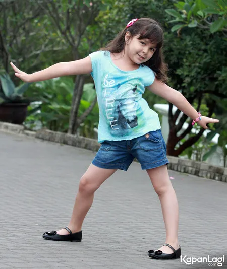 Foto Velove Putri Meyer