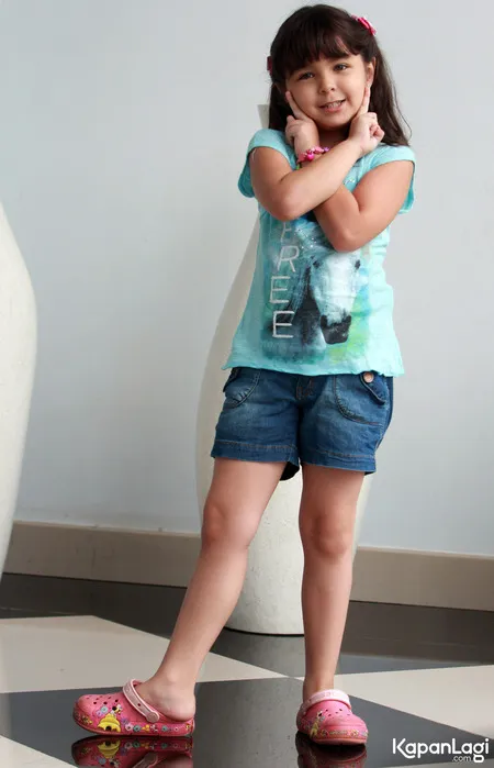 Foto Velove Putri Meyer