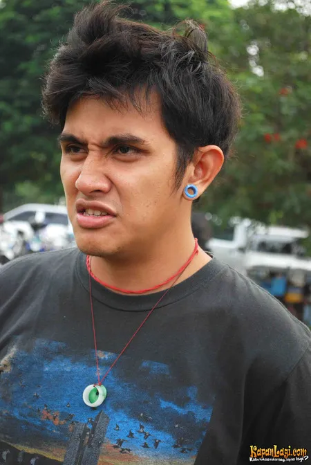 Foto Vicky Nitinegoro