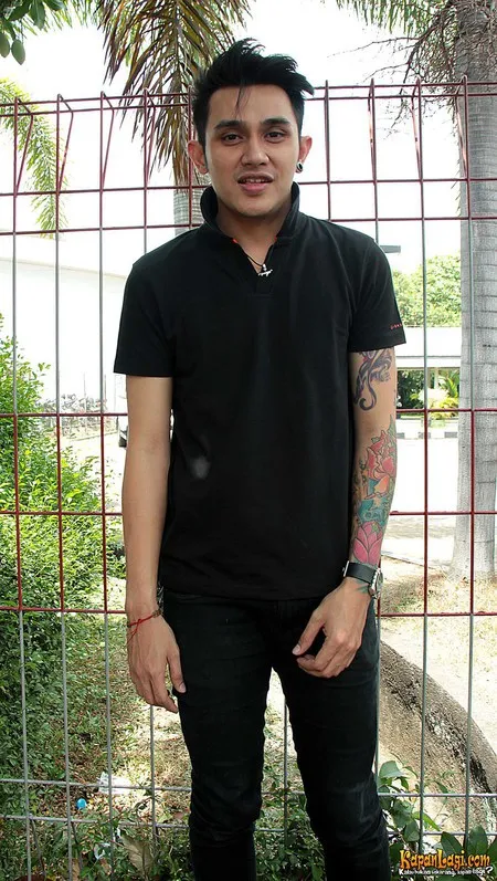 Foto Vicky Nitinegoro