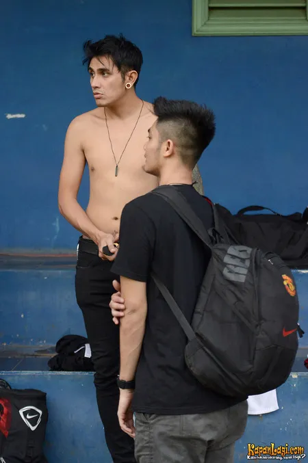 Foto Vicky Nitinegoro