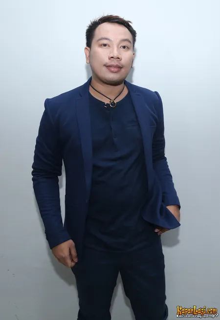 Foto Vicky Prasetyo