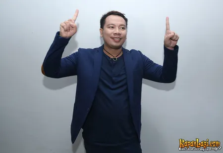 Foto Vicky Prasetyo