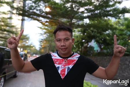 Foto Vicky Prasetyo
